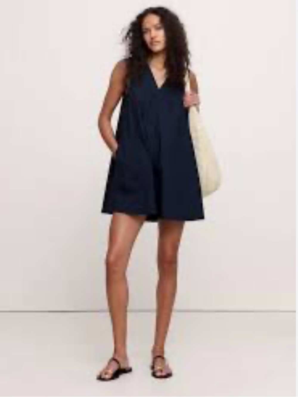 Banana Republic cotton poplin Navy V-Neck Swing Mini Dress w pockets size xs